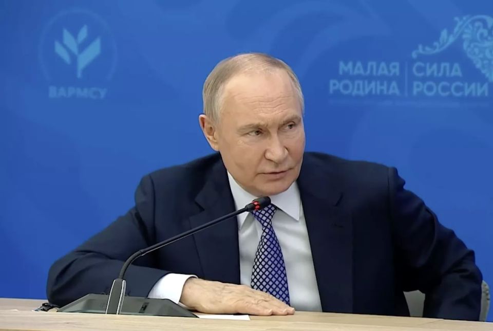 Путин пообещал разобраться с «денежными мешками»: «Какие элиты?! Деньги своровали и пальцы веером»