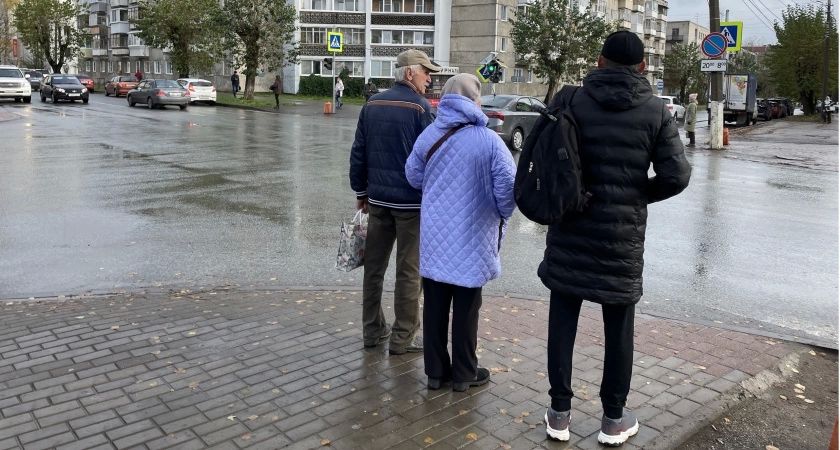 «Придет вместе с пенсией в апреле». Всех, кто получает пенсию, ждет новый приятный сюрприз