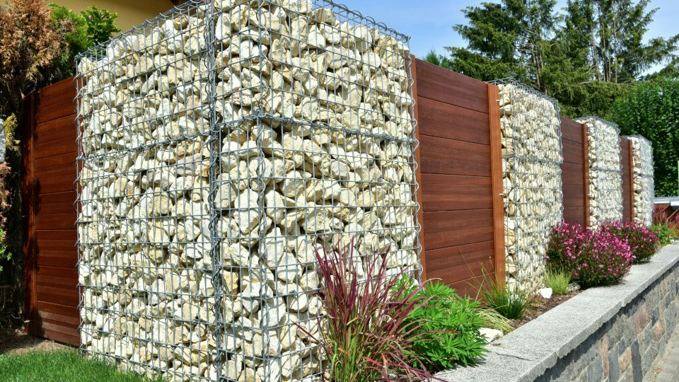 Габионы: универсальное решение для вашего участка