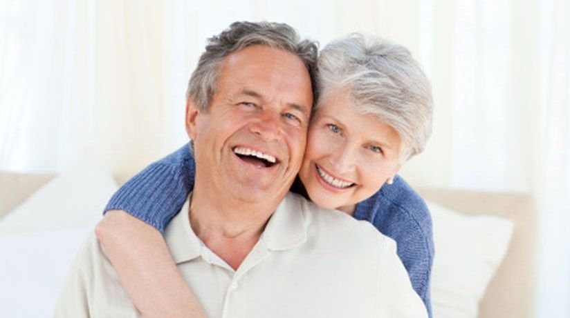 Льготное протезирование зубов: кто и как может получить помощь