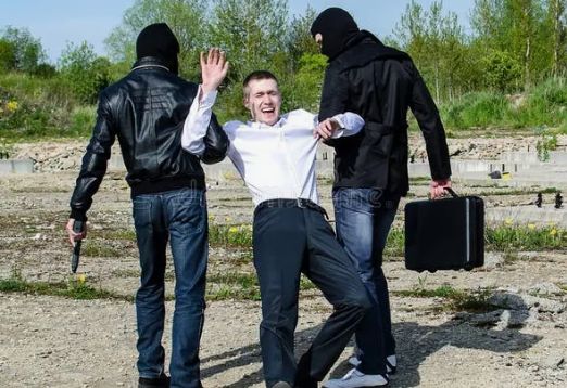 Первый случай осуждения коллектора в России за угрозы убийством должнику