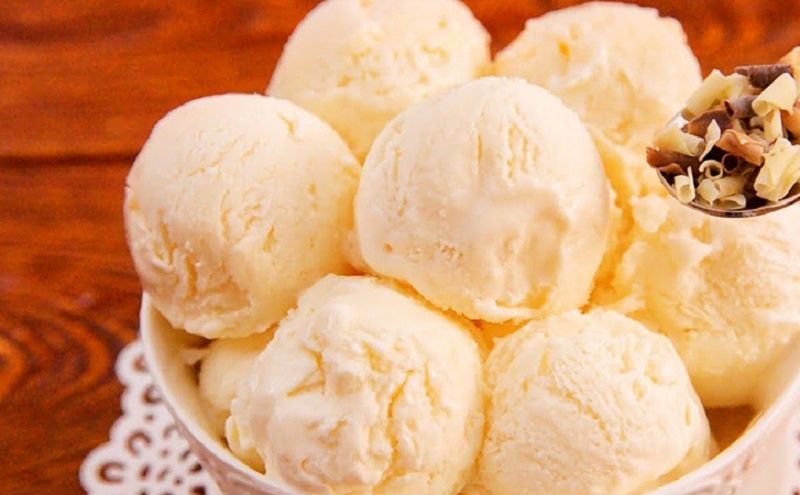 Как приготовить идеальное домашнее мороженое за копейки