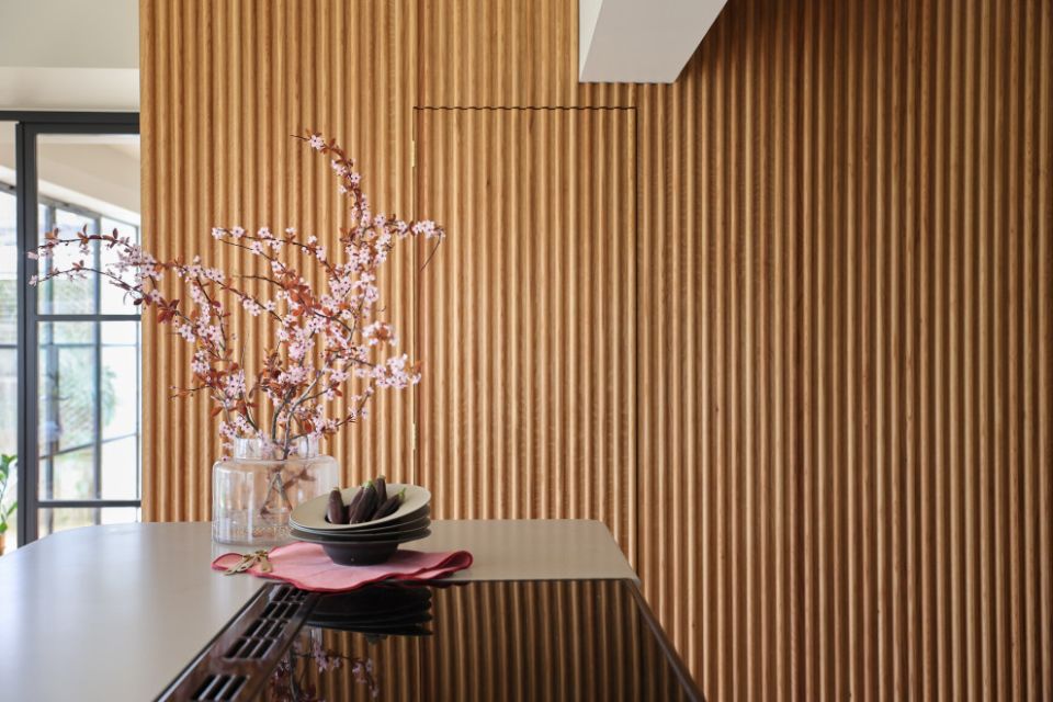 Модные рифленые стеновые панели: как создать уникальный интерьер