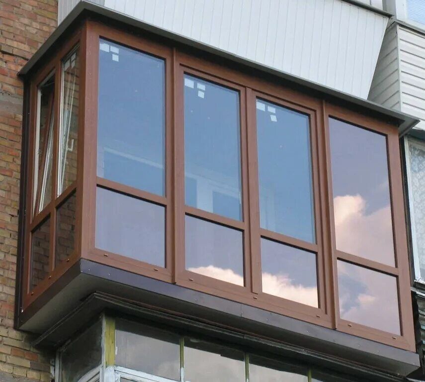 Остекление балконов: кто и почему может потребовать демонтаж