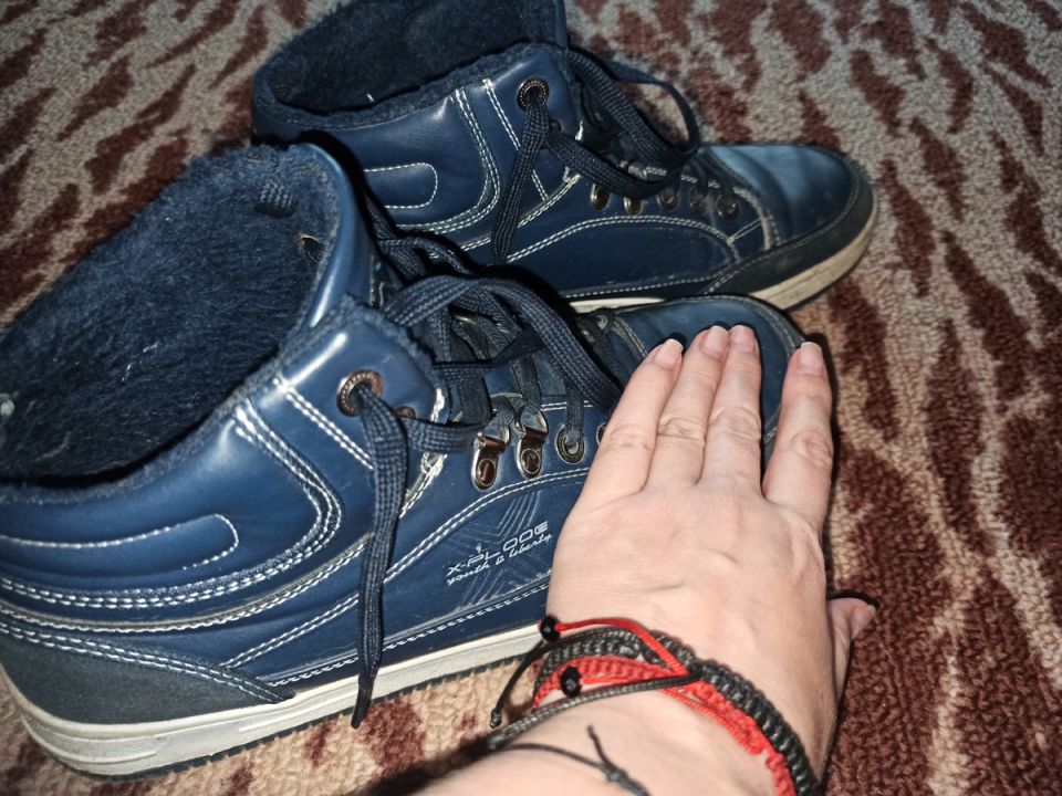 Как растянуть обувь в домашних условиях: три проверенных метода