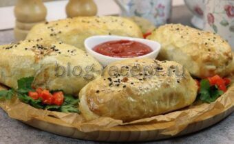 Рулетики из свинины в слоеном тесте