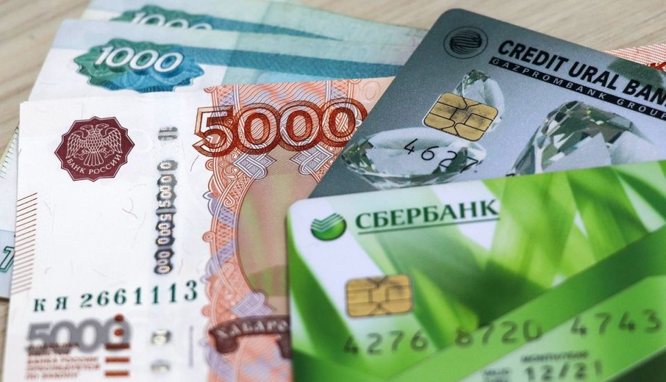 Как защитить свои накопления от исчезновения со счетов: тревожные тенденции 2025 года