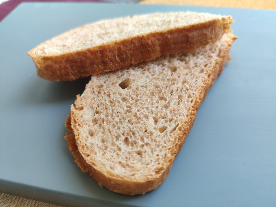 Горячий слоеный бутерброд: как сделать сытный и вкусный перекус за копейки