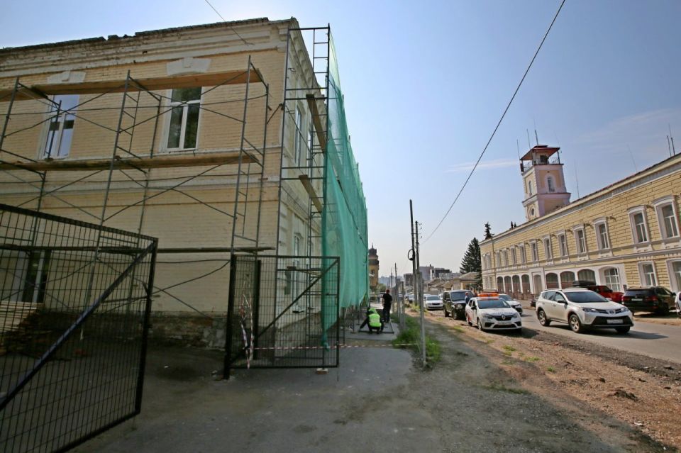 10                 .  