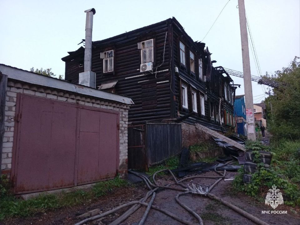 В Уфе во время крупного пожара погибли 2 человека