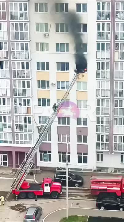 В Уфе на Гази Загитова горит многоэтажка, пострадавших нет