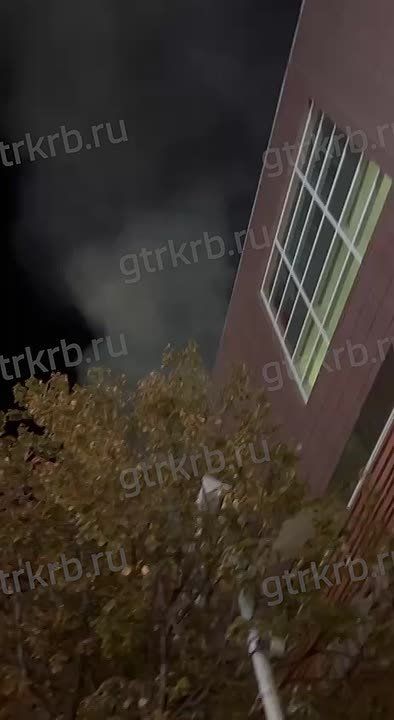 "Галерея Арт" в Уфе. Очевидцы сообщают о задымлении