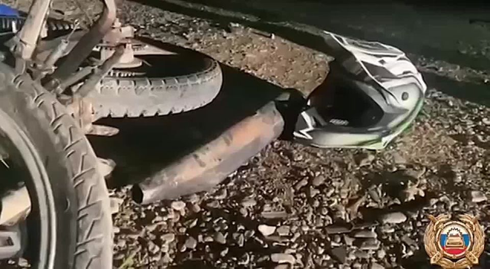     :        
