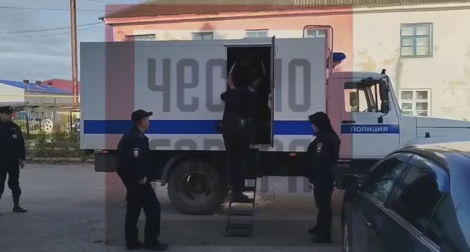 20- ,       ,     01 