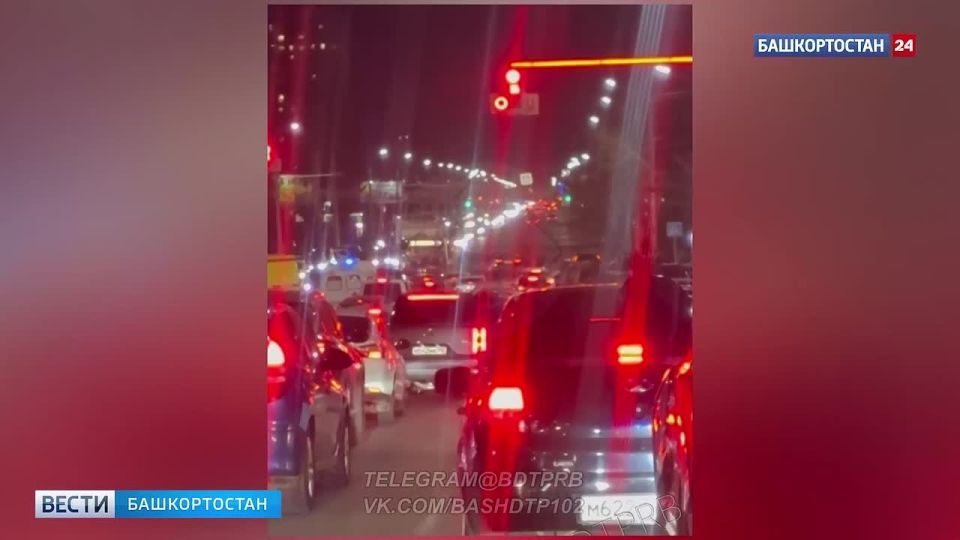В Уфе произошло ДТП с участием машины скорой помощи на перекрестке Жукова – Гагарина