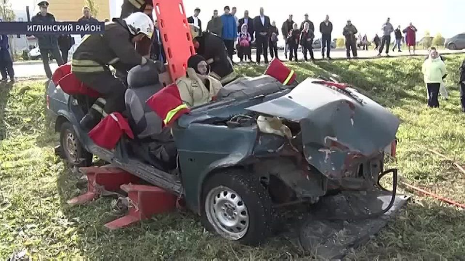 В Башкирии школьников научили оказывать первую помощь при ДТП