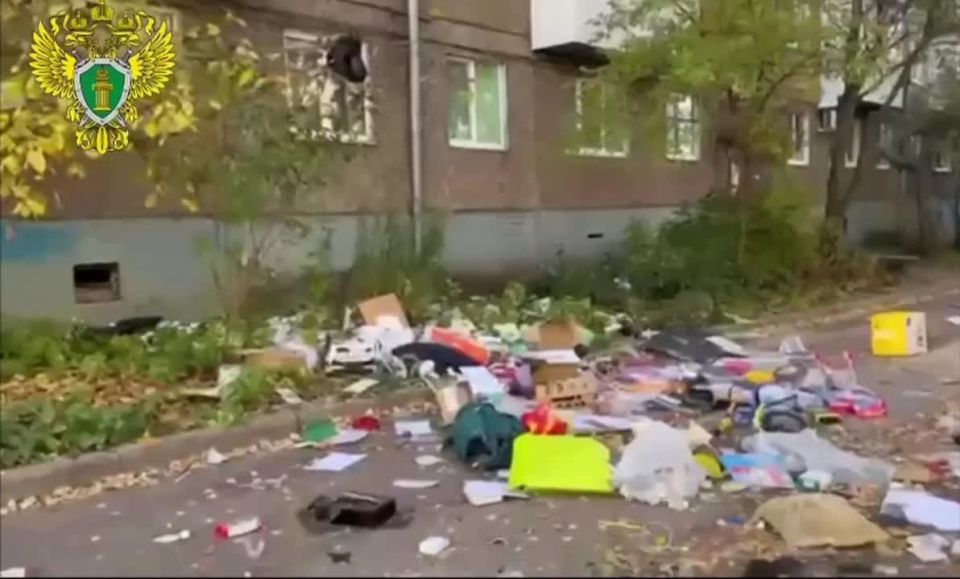 В Уфе обезумевший отец выбросил свою 3-летнюю дочь из окна квартиры на четвертом этаже