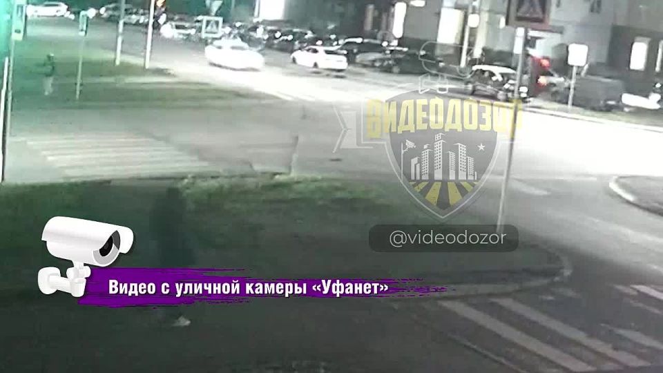 В Уфе машина вылетела с дороги и «приземлилась» на газоне