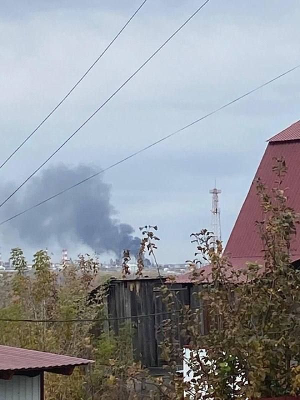 Владимир Разин: Сообщают об атаке украинских БПЛА-камикадзе на НПЗ «Башнефть-Уфа», примерно в 1400 км от границы с Украиной