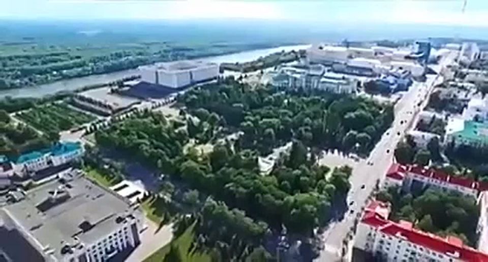 Давайте посмотрим, как менялся наш город с 1966 по 2015 гг. — от советского индустриального центра до современного динамичного мегаполиса