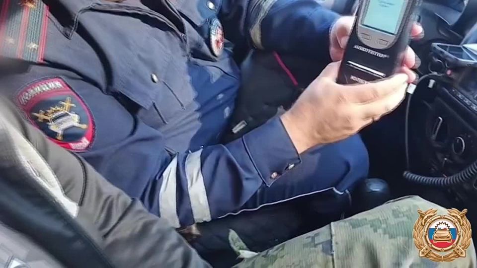 Пьяный водитель пытался скрыться от полицейских на мотоблоке