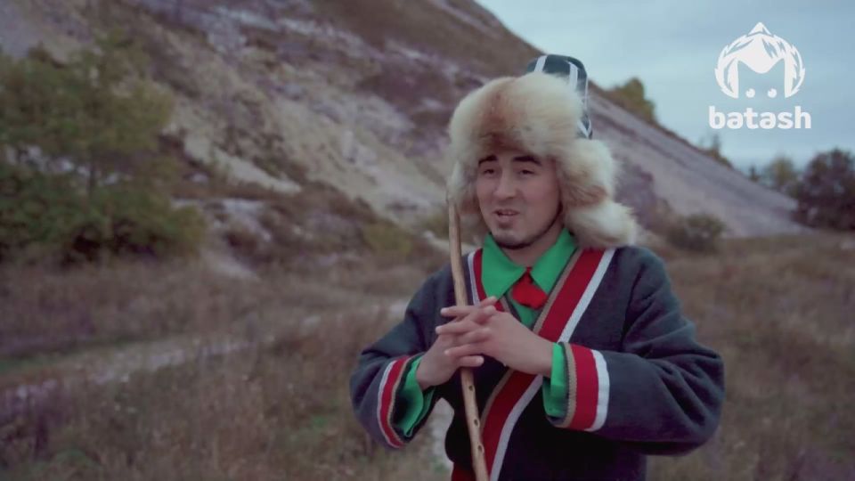 Знаете, кто был первым рэпером в Башкортостане? Подсказка: без золотых обвесов, но с кураем