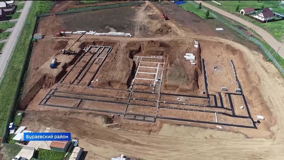 «Вести» побывали на месте стройки новой школы в Бураевском районе Башкортостана