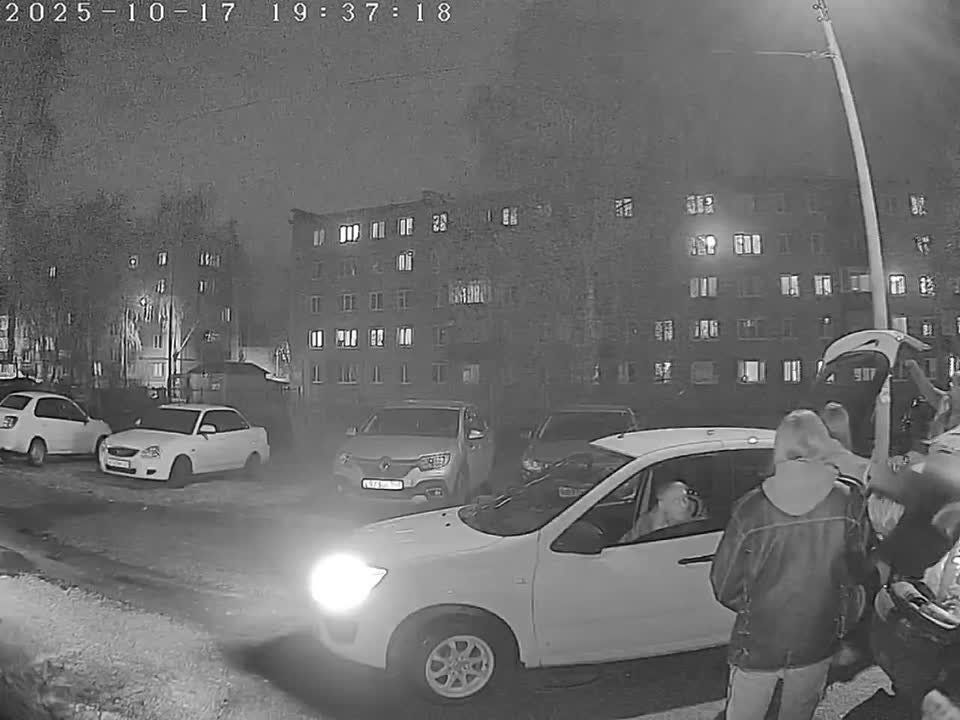 Здание одного из цехов завода «Авангард» получило серьёзные повреждения, есть пострадавшие