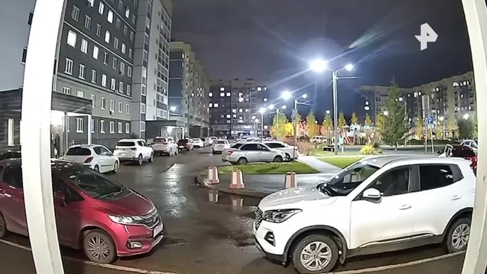 Поисково-спасательные работы на заводе "Авангард" в Стерлитамаке, где накануне произошел взрыв, завершены, сообщили в МЧС