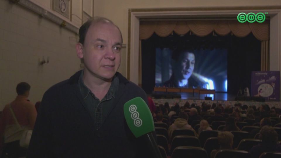 В УГНТУ провели огненное химическое шоу для детей и взрослых