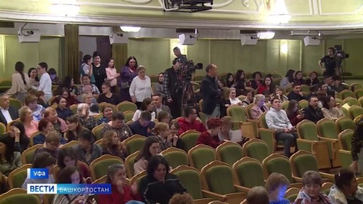 "Девушка с винтовкой": историю подвига 20-летней Зайтуны Альбаевой представили на сцене Башдрамы