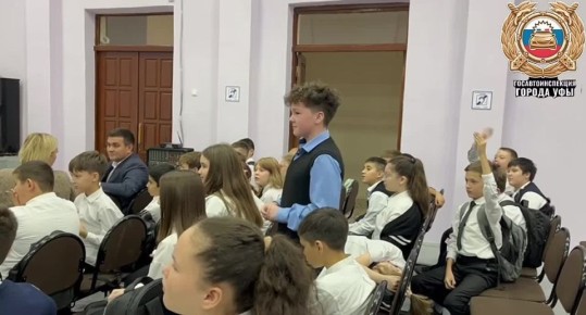 Госавтоинспекция Уфы провела очередной открытый диалог в рамках социальной кампании «Не рули, малай!»