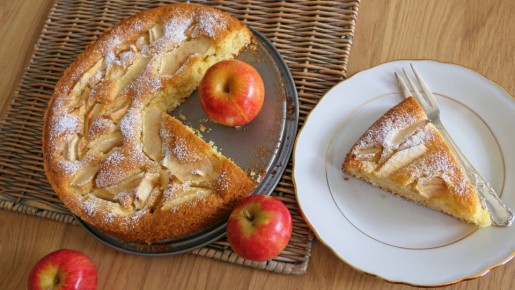 Забудьте о шарлотке из теста: пирог получится потрясающе вкусным с этой основой