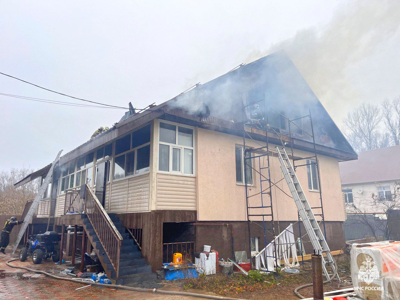 В МЧС рассказали подробности пожара на Кооперативной поляне в Уфе