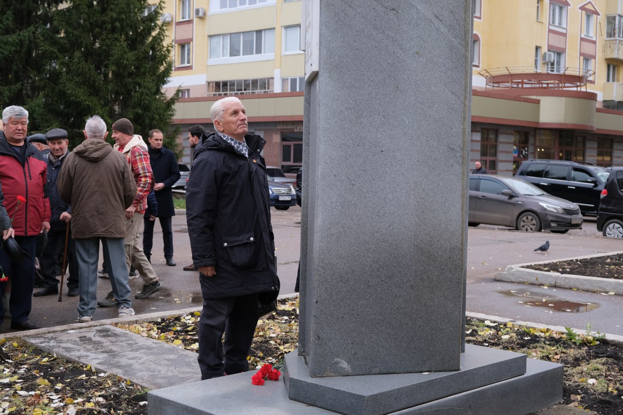 107 лет ВЛКСМ. Ежегодно 29 октября в России отмечается День рождения комсомола — Всесоюзного ленинского коммунистического союза молодежи (ВЛКСМ) 107 лет ВЛКСМ. Ежегодно 29 октября в России отмечается День рождения комсомола — Всесоюзного ленинского коммунистического союза молодежи (ВЛКСМ)