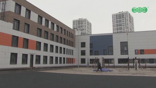 Новая школа в Затоне на 1225 мест готова на 90%