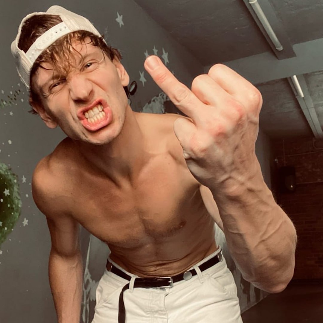 Брата Ивана Дорна разыскивают российские судебные приставы Брата Ивана Дорна разыскивают российские судебные приставы