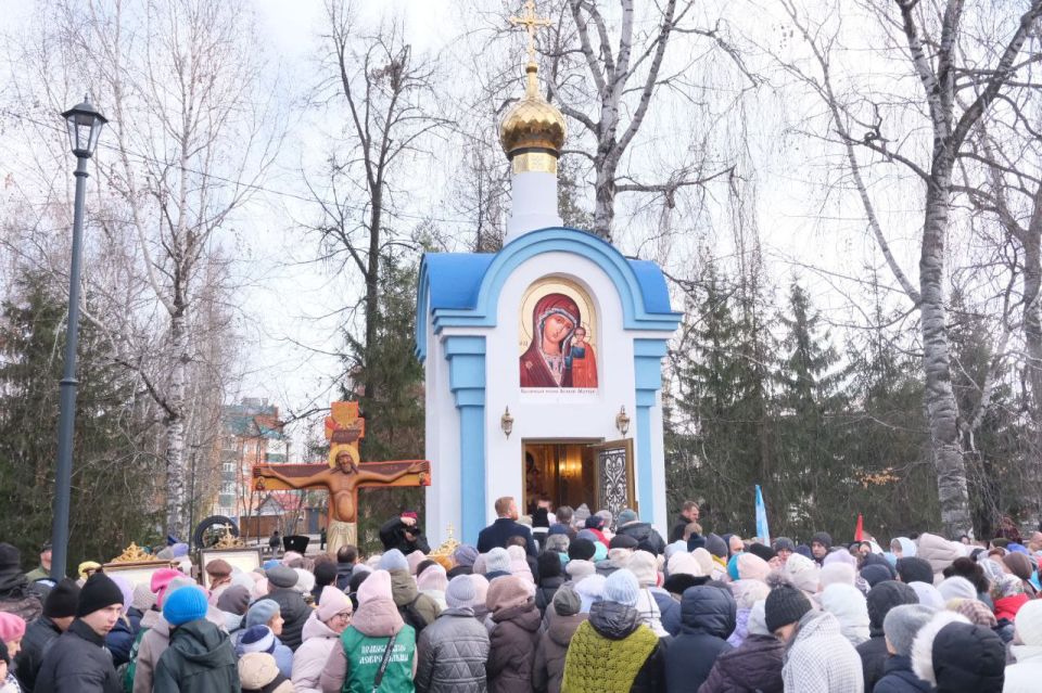 В Стерлитамаке состоялся Крестный ход и освящение часовни В Стерлитамаке состоялся Крестный ход и освящение часовни