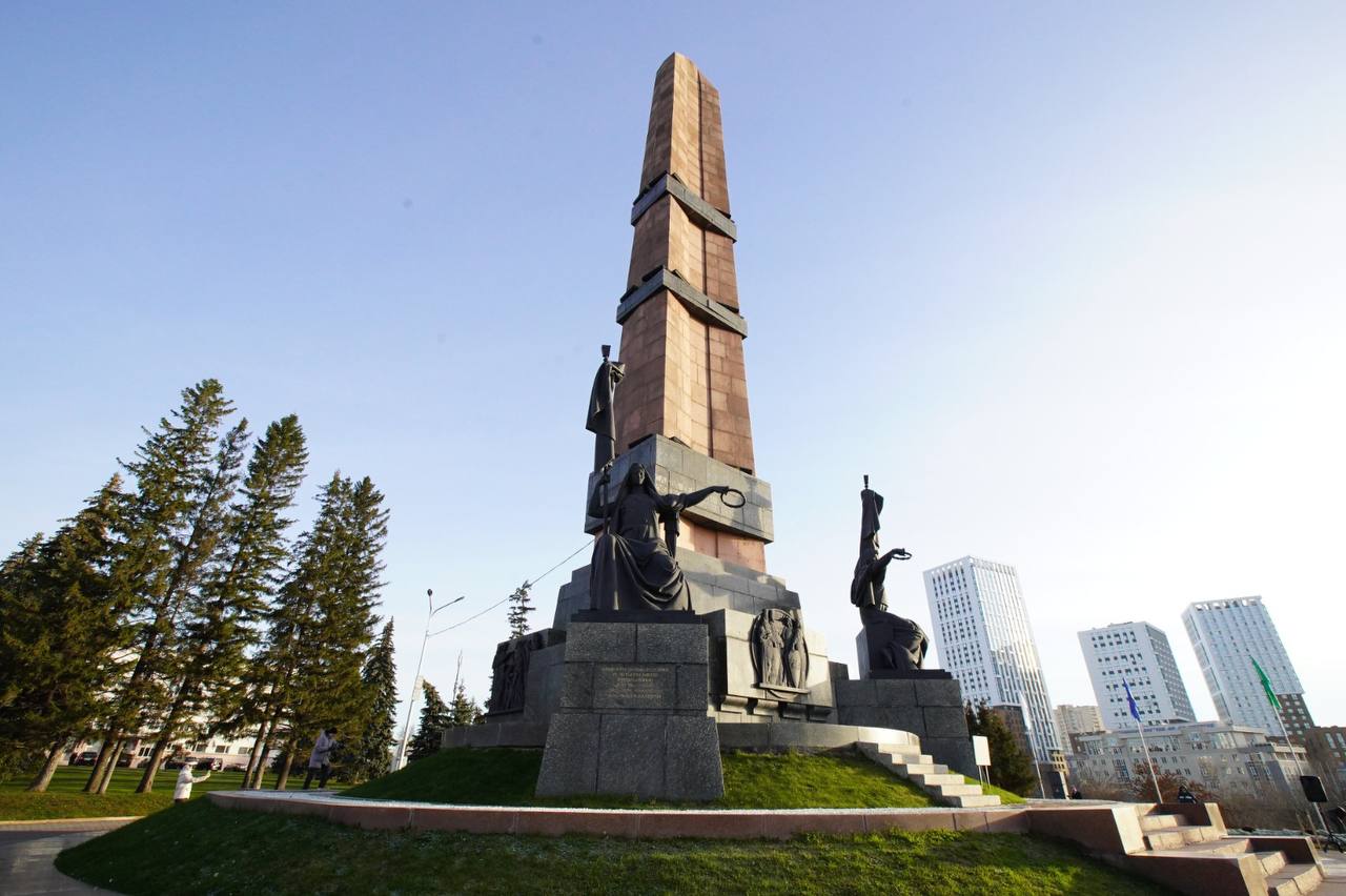 Радий Хабиров также поздравил жителей республики с Днем народного единства и рассказал о дружбе народов в Башкортостане