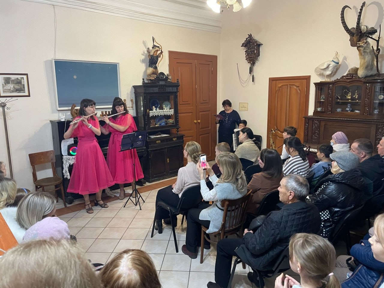 «Ночь искусств – 2025». Стерлитамак вновь присоединился к ежегодной Всероссийской акции «Ночь искусств – 2025», которая в этом году проходила под девизом «В единстве культур – сила народа» «Ночь искусств – 2025». Стерлитамак вновь присоединился к ежегодной Всероссийской акции «Ночь искусств – 2025», которая в этом году проходила под девизом «В единстве культур – сила народа»