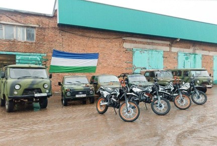 Предприниматели из Туймазов передали бойцам СВО десять автомобилей и мотоциклов
