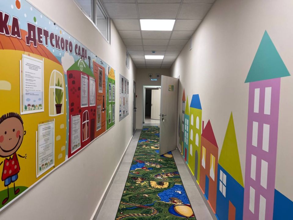 Ратмир Мавлиев: Завершили капитальный ремонт в детском саду № 20. Это первое обновление после строительства с 1962 года Ратмир Мавлиев: Завершили капитальный ремонт в детском саду № 20. Это первое обновление после строительства с 1962 года