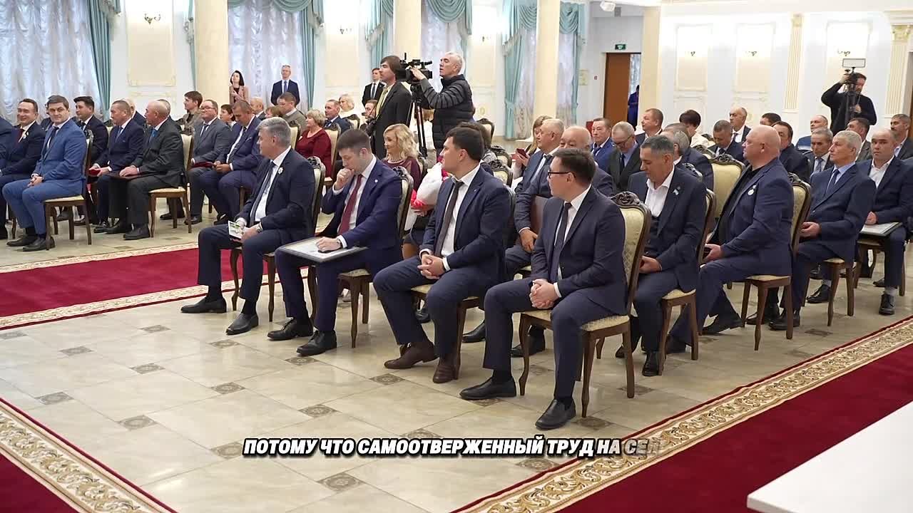 В этом году Башкортостан собрал 3,8 млн тонн зерна, 2 млн тонн сахарной свеклы и рекордный 1 млн тонн масличных культур