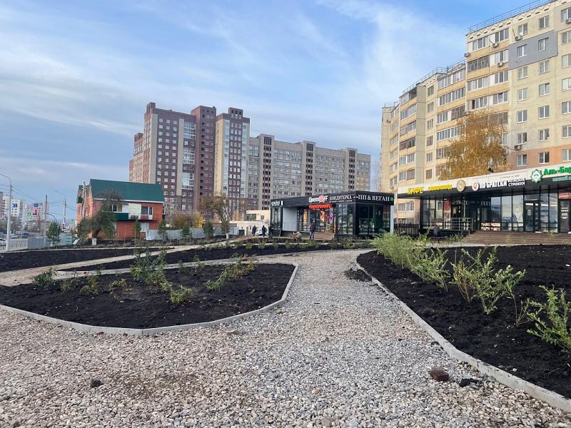 В Уфе обустраивают сквер «Колонка»