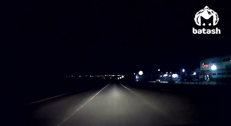 Накануне в небе над Уфой загорелось небо — пролетел метеорит, оставив за собой яркий шлейф