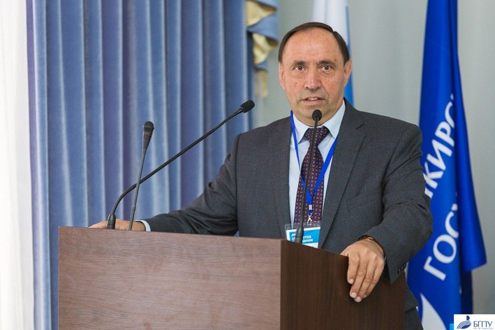 Учёный из Башкирии признан «Профессором года»