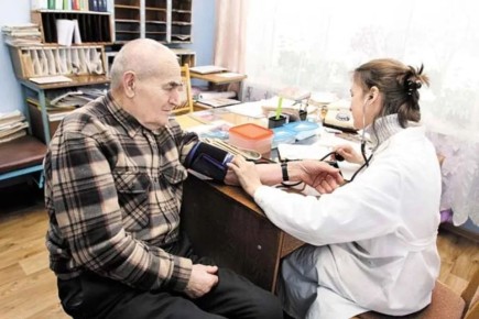 Очереди в поликлиниках: как бюрократия мешает пенсионерам получить необходимую помощь