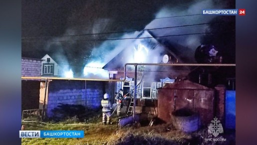 В Демском районе Уфы в результате пожара в частном доме погиб 65-летний мужчина