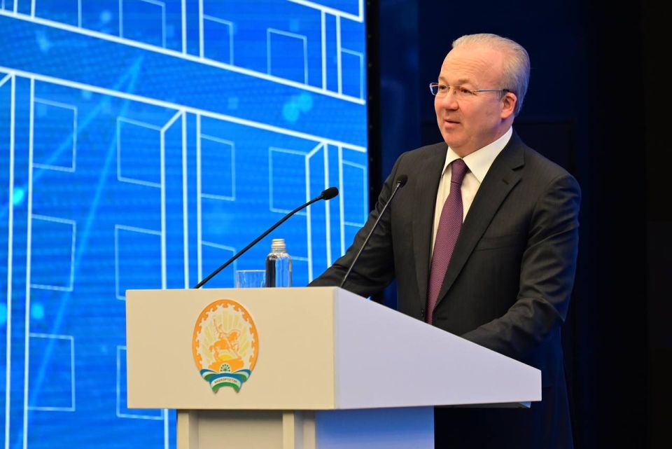 Сегодня состоялась встреча Правительства Республики Башкортостан с депутатским корпусом в формате «парламентско-правительственного клуба»