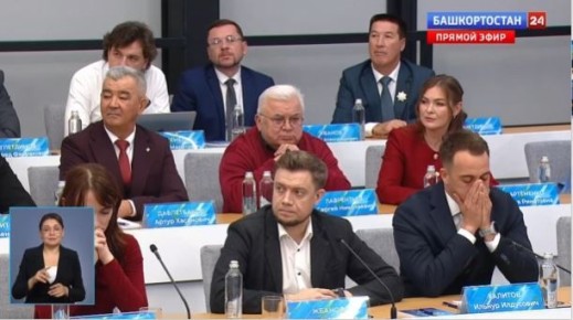 «Ни копейки не дадим». Об этом сегодня во время Прямой линии сообщил Радий Хабиров, отвечая на вопрос: когда в Уфе обновят общественный транспорт